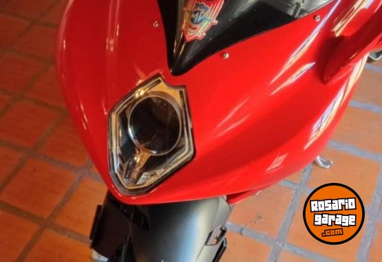 Motos - Otra marca F4 1000 R 2010 Nafta 10500Km - En Venta