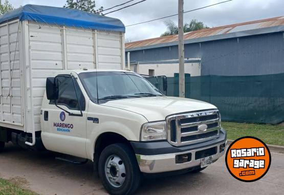 Camiones y Grúas - F4000 vendo o permuto - En Venta