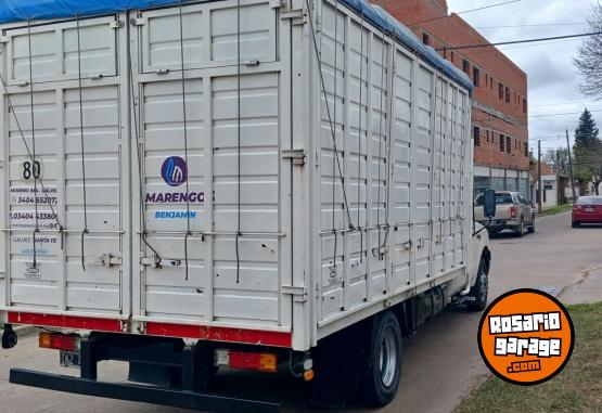 Camiones y Grúas - F4000 vendo o permuto - En Venta