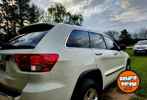 Camionetas - Jeep Grand Cherokee Limited 2012 Nafta 155000Km - En Venta