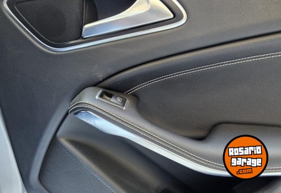 Autos - Mercedes Benz A200 Urban 2016 Nafta 160500Km - En Venta