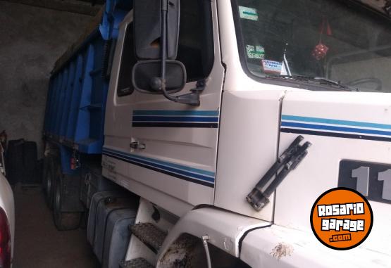 Camiones y Gras - Scania 113E 6x4 - En Venta