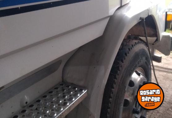 Camiones y Gras - Scania 113E 6x4 - En Venta