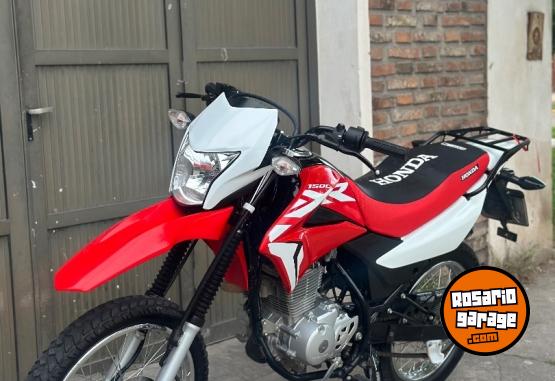 Motos - Honda Xr150 2024 Nafta 7600Km - En Venta