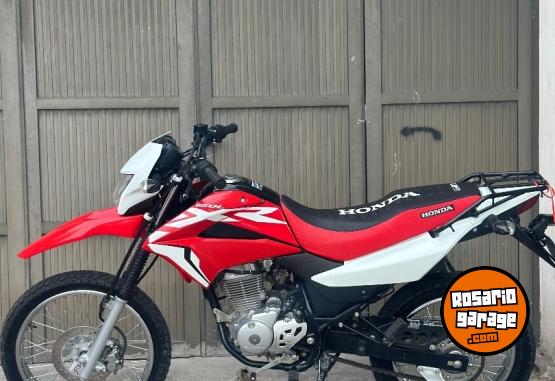 Motos - Honda Xr150 2024 Nafta 7600Km - En Venta