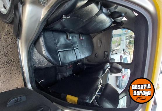 Autos - Chevrolet Classic 2014 GNC 450000Km - En Venta