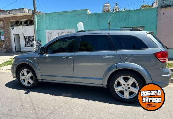 Camionetas - Dodge Journey rt full 2010 Nafta 247000Km - En Venta