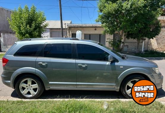 Camionetas - Dodge Journey rt full 2010 Nafta 247000Km - En Venta