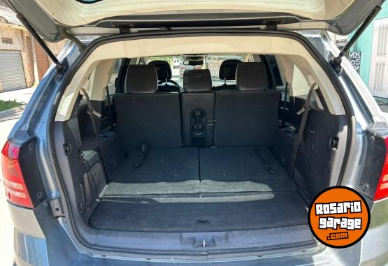 Camionetas - Dodge Journey rt full 2010 Nafta 247000Km - En Venta