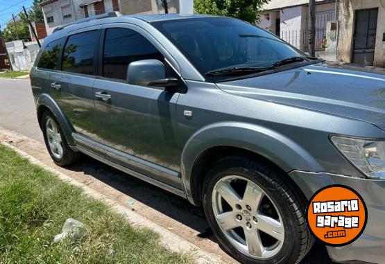Camionetas - Dodge Journey rt full 2010 Nafta 247000Km - En Venta