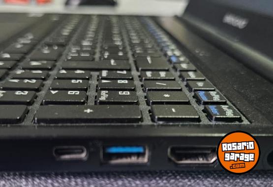 Informática - Notebook Bangho 15.6" - Como Nueva - En Venta