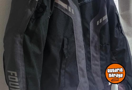 Indumentaria - Campera MOTO Fourstroke Warrior V2 Talle L - Nueva - En Venta