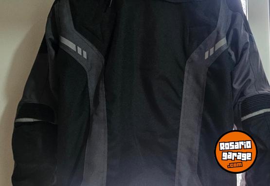 Indumentaria - Campera MOTO Fourstroke Warrior V2 Talle L - Nueva - En Venta