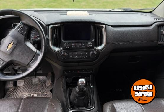 Camionetas - Chevrolet High Country 200 cv 2019 Diesel 117000Km - En Venta