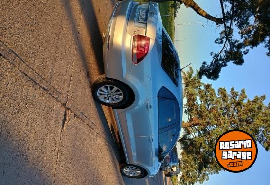 Autos - Volkswagen Polo 1.6 2016 Nafta 156000Km - En Venta