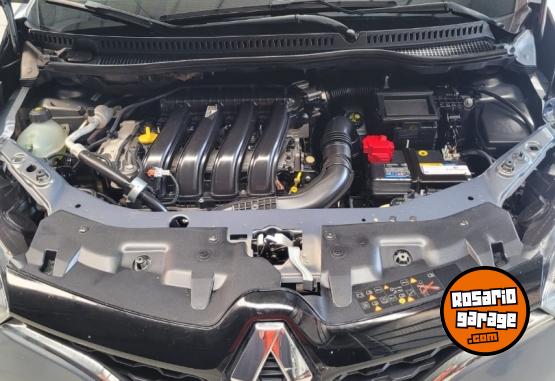 Autos - Renault CAPTUR INTENS 2017 Nafta 115000Km - En Venta