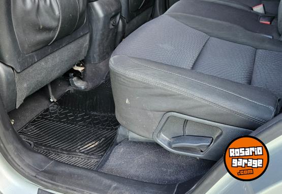 Camionetas - Hyundai SANTA FE 2.4 SORENTO 2017 Nafta 137000Km - En Venta