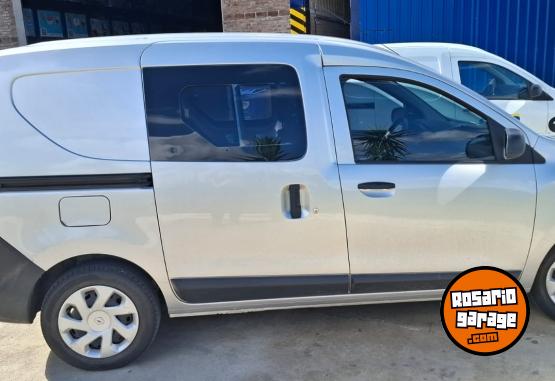 Utilitarios - Renault Kangoo TDCi 1.5 DCI 2021 Diesel 57000Km - En Venta