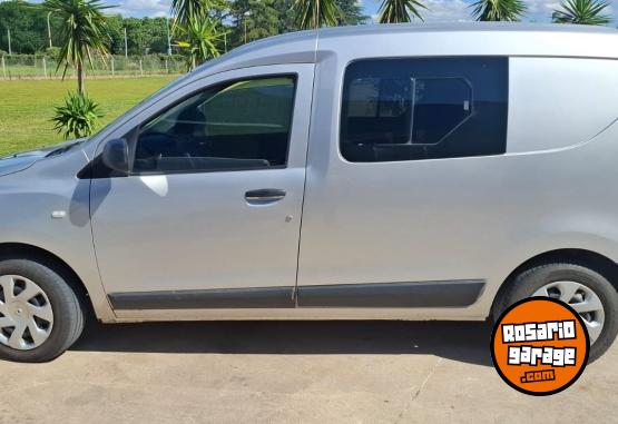 Utilitarios - Renault Kangoo TDCi 1.5 DCI 2021 Diesel 57000Km - En Venta
