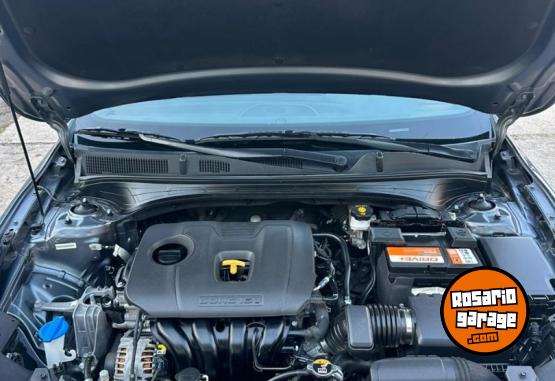 Autos - Kia Cerato SX 2.0 A/T GT Line 2021 Nafta 84000Km - En Venta