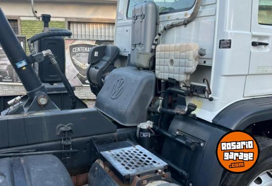 Camionetas - Volkswagen 17.220 Volcador 2015 Diesel 101000Km - En Venta