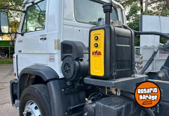 Camionetas - Volkswagen 17.220 Volcador 2015 Diesel 101000Km - En Venta