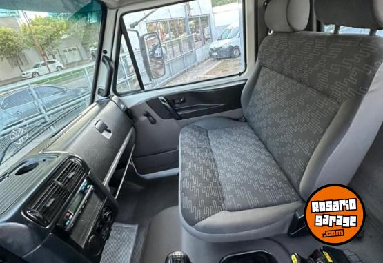 Camionetas - Volkswagen 17.220 Volcador 2015 Diesel 101000Km - En Venta