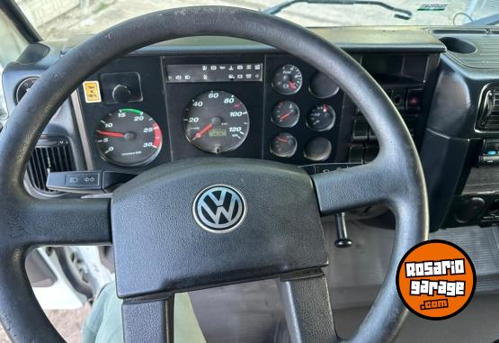 Camionetas - Volkswagen 17.220 Volcador 2015 Diesel 101000Km - En Venta