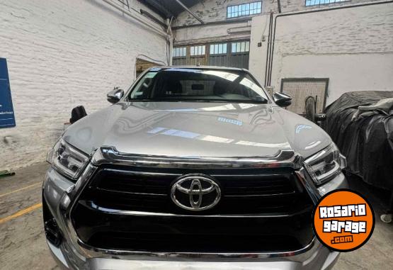 Camionetas - Toyota HILUX 2022 Diesel 155000Km - En Venta
