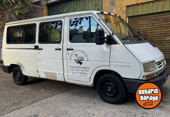 Utilitarios - Renault Trfic 2003 Diesel 111111Km - En Venta