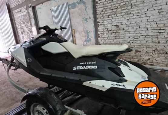 Embarcaciones - SEA DOO SPARK 3 UP __ IMPECABLE - En Venta