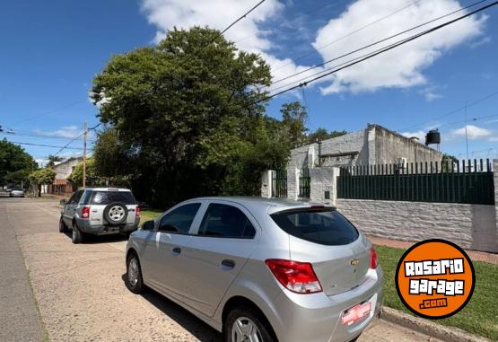 Autos - Chevrolet Onix Joy 2018 Nafta 79800Km - En Venta