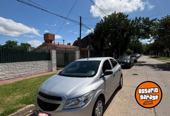 Autos - Chevrolet Onix Joy 2018 Nafta 79800Km - En Venta