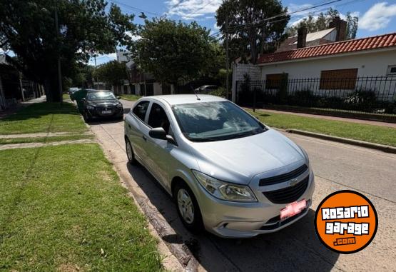 Autos - Chevrolet Onix Joy 2018 Nafta 79800Km - En Venta