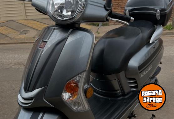 Motos - Kymco Like 125 2021 Nafta 9500Km - En Venta