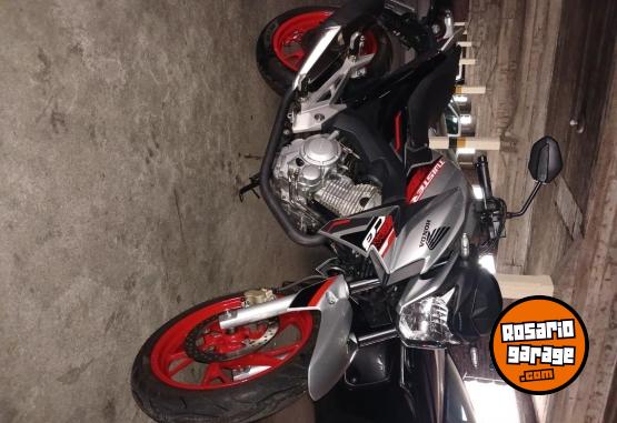 Motos - Honda New twister 250 2021 Nafta 12000Km - En Venta