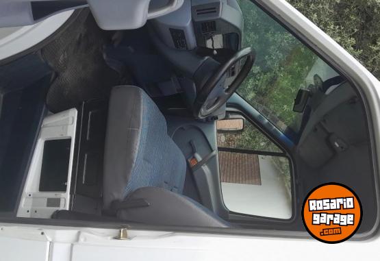 Utilitarios - Mercedes Benz Sprinter 310D/F3000 1999 Diesel 234757Km - En Venta