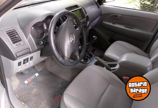 Camionetas - Toyota Hilux SR 3.0 4x4 abs 2010 Diesel 301000Km - En Venta
