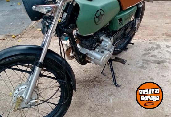 Motos - Zanella Sapucai 125 2014 Nafta 4113Km - En Venta