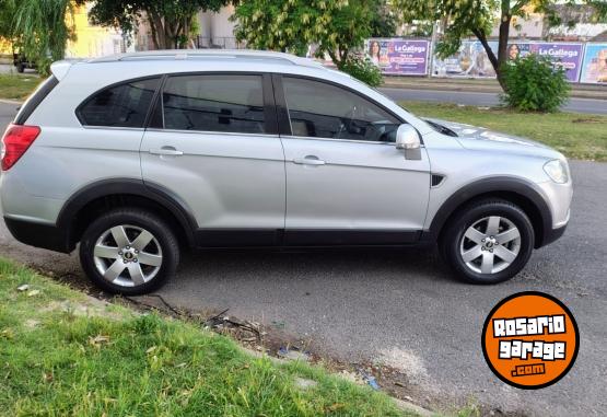 Camionetas - Chevrolet CAPTIVA 4x4 LT 2010 Nafta 110000Km - En Venta