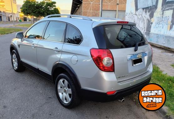 Camionetas - Chevrolet CAPTIVA 4x4 LT 2010 Nafta 110000Km - En Venta