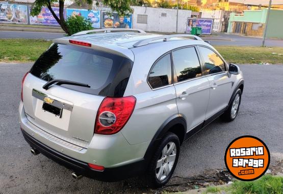 Camionetas - Chevrolet CAPTIVA 4x4 LT 2010 Nafta 110000Km - En Venta