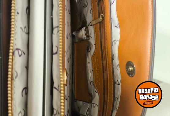 Indumentaria - Cartera Porta NOTEBOOK IMPORTADA NUEVA!!! LIQUIDO!!! - En Venta