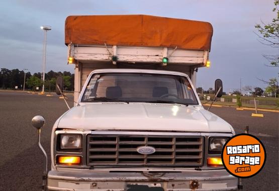 Camiones y Gras - FORD 350 - En Venta