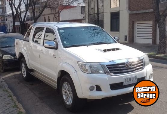 Camionetas - Toyota Hilux SRV 2012 Diesel 290000Km - En Venta