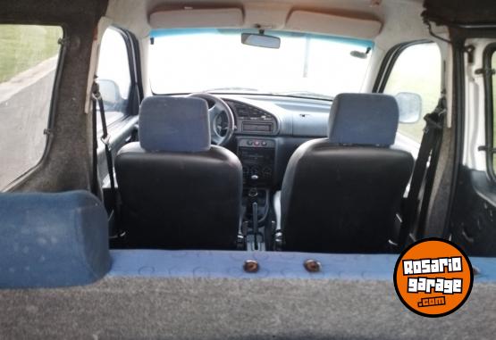 Utilitarios - Peugeot Partner 2007 GNC 185000Km - En Venta