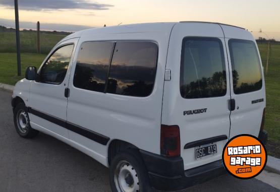 Utilitarios - Peugeot Partner 2007 GNC 185000Km - En Venta