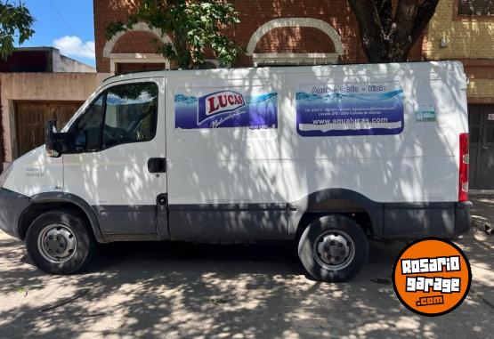 Utilitarios - Iveco 40s14 2015 Diesel 280000Km - En Venta