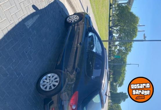 Autos - Peugeot Xt premium 2008 Nafta 170000Km - En Venta