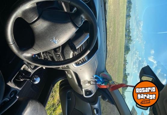 Autos - Peugeot Xt premium 2008 Nafta 170000Km - En Venta